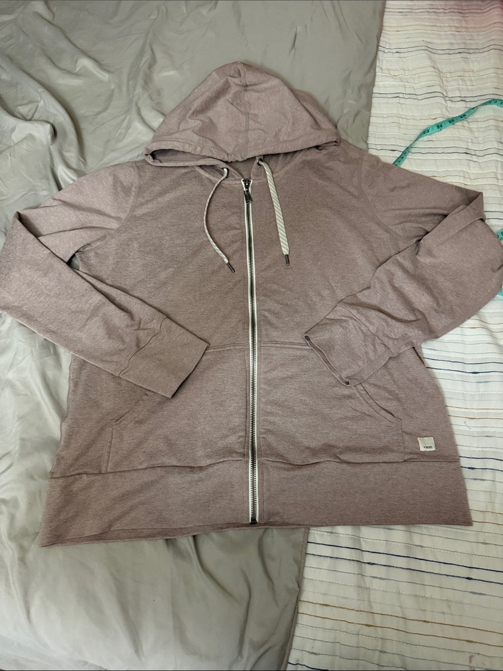 VUORI HALO PERFORMANCE 2.0 in Light Dusty Mauve (Zip-Up Hoodie)